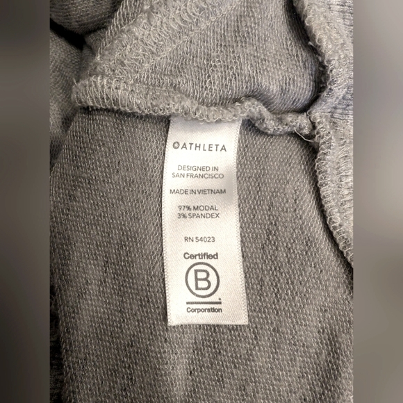 Athleta Mindset Gray Grey Raglan Long Sleeve Shirt Soft Modal Athleisure Medium - Picture 6 of 6
